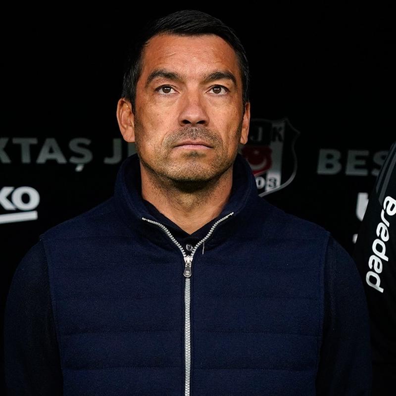 Giovanni van Bronckhorst Beikta'a veda etti! 'Zaman tannsayd...'