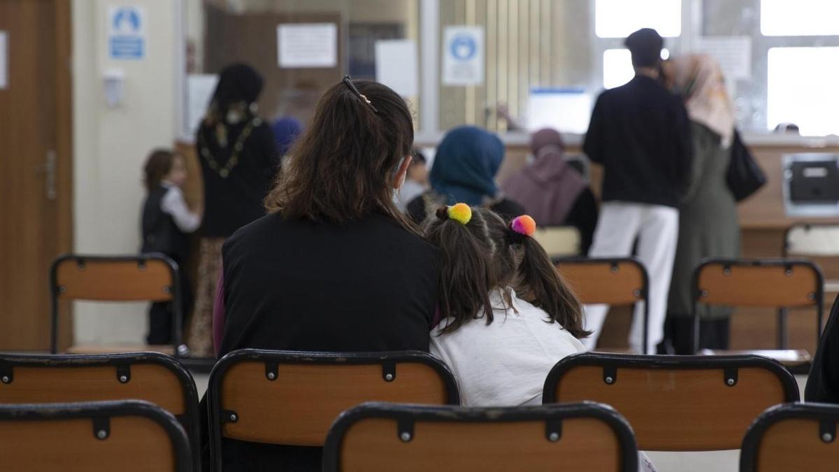 Engelli hkml ve tutuklulara ak gr izni