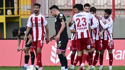 �mraniyespor T�rkiye Kupas�'nda tur atlad�