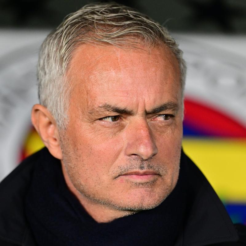 Jose Mourinho'dan derbi 11'inde 5 farkl isim