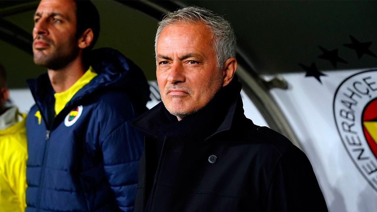 Jose+Mourinho+ma%C3%A7+%C3%B6ncesi+konu%C5%9Ftu%21;+%E2%80%99%E2%80%99%C5%9Eampiyon+olamazlar+ama...%E2%80%99%E2%80%99