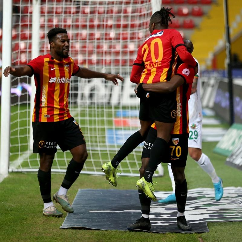 Kayserispor, Alanya engelini 2 golle geti