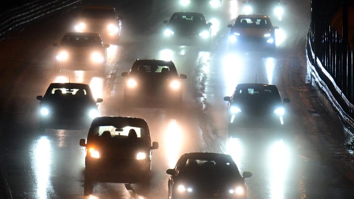 stanbul'da trafik ilesi: Younluk yzde 89'a ulat