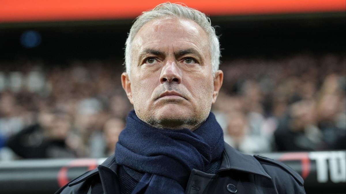 Mourinho'dan arpc aklamalar! "Beikta' 8 kere yeneriz"