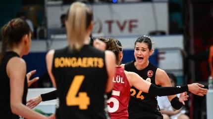 Galatasaray, filede Sm' AESCH'i arlayacak