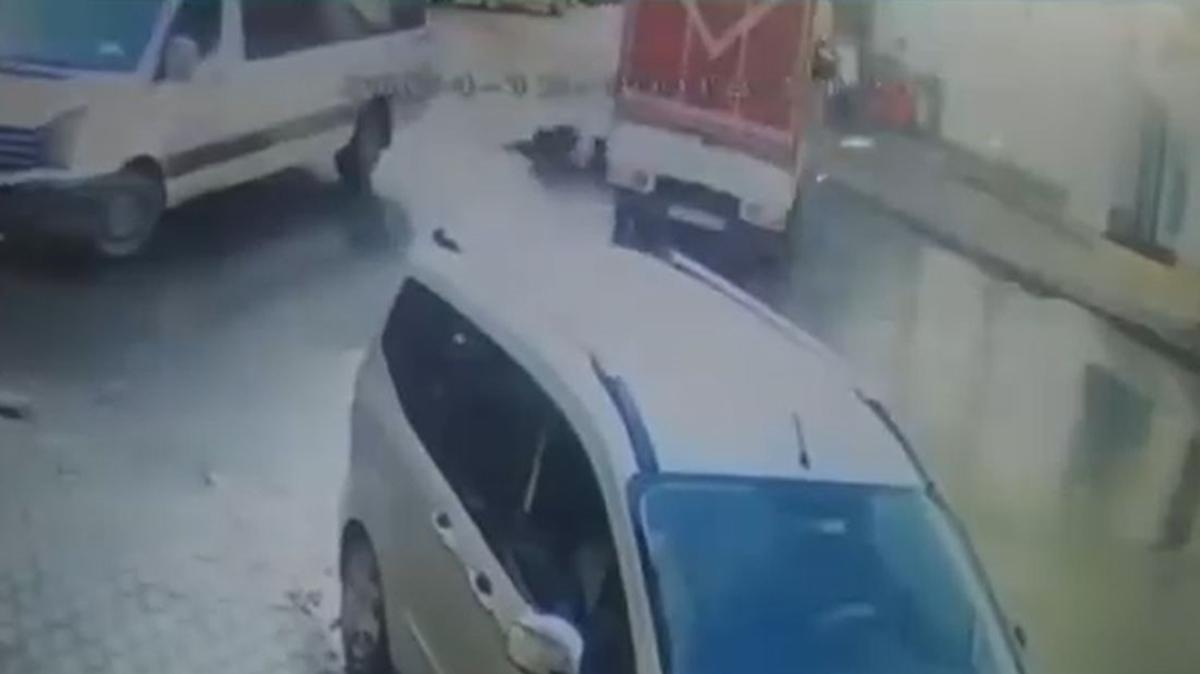 Kardan karya geecekti... Feci kaza kamerada