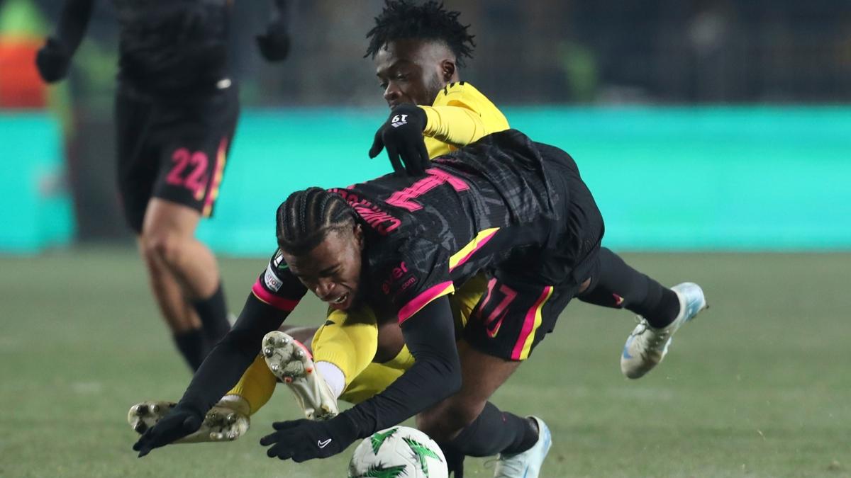 Chelsea, Konferans Ligi'nde hata yapmad