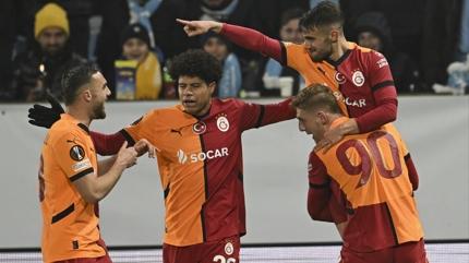 Galatasaray, 18 matr yenilmiyor