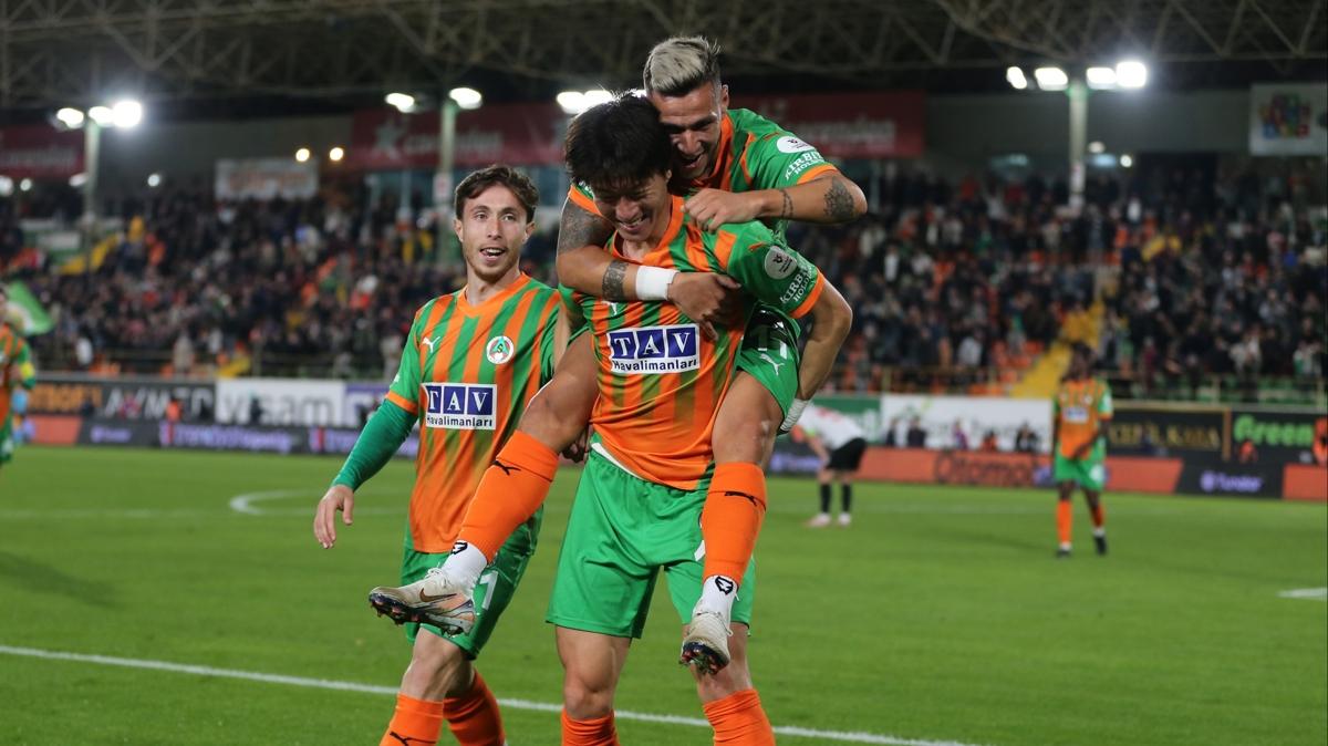 Alanyaspor evinde farkl kazand