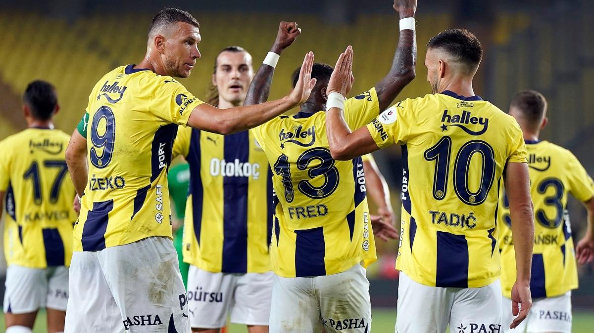 Fenerbahe'de Baakehir ma ncesi 4 eksik! Mourinho'dan Samet Akaydin karar