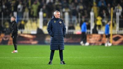 Fenerbahe, Baakehir karsnda 4 eksikle kt