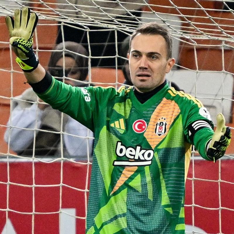 Mert G�nok: Tamamen utan� verici