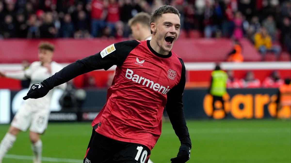 Leverkusen'den Florian Wirtz karar