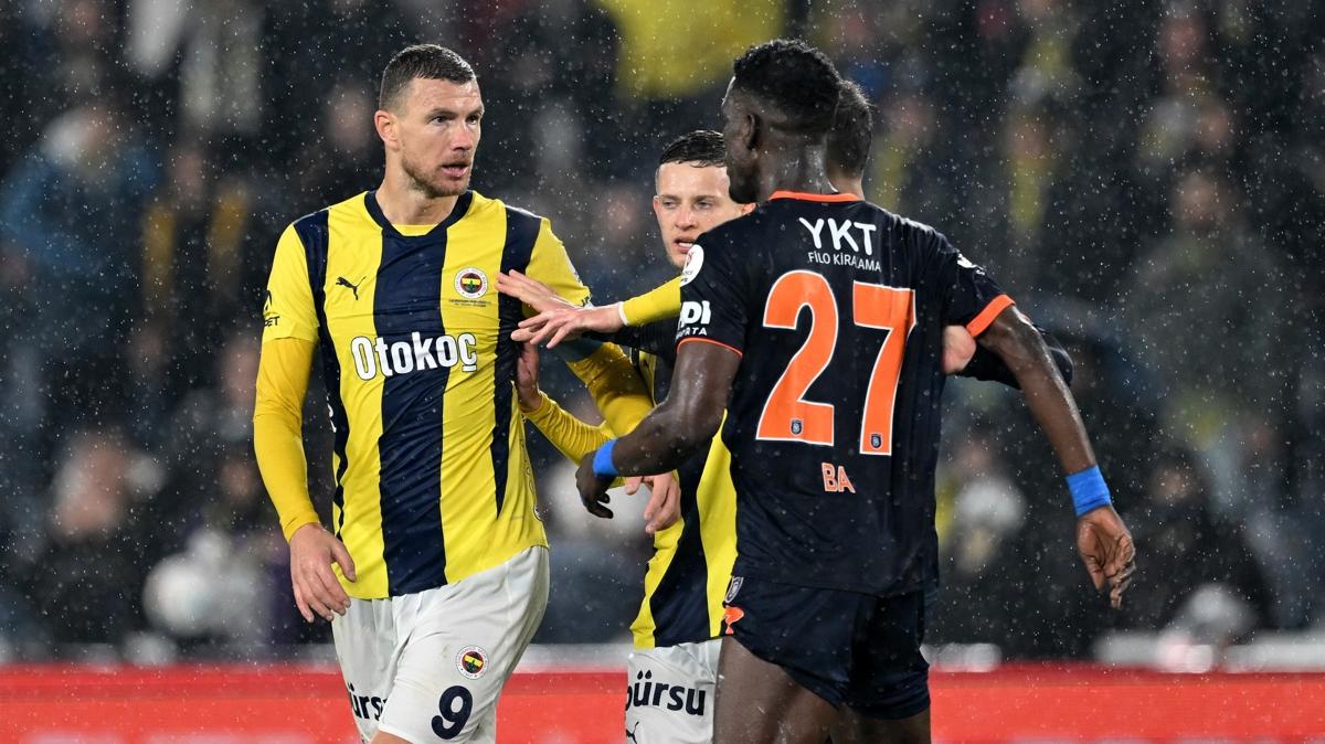 dzeko Ousseynou Ba baakehir fotoraflar resimleri