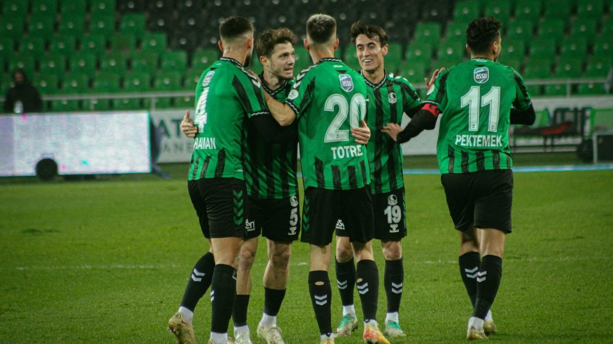 Sakaryaspor, dme hattndan kamyor