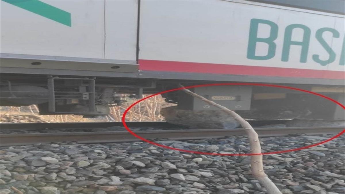 Ankara'da yolcu treni kazas; 1 yaral