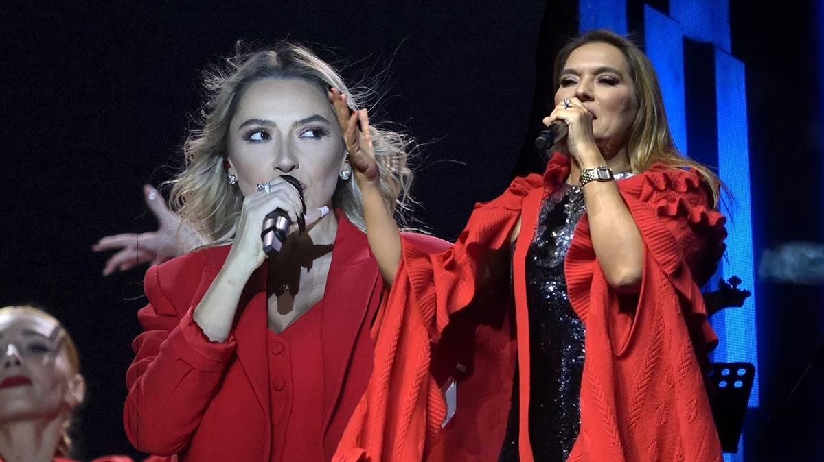 'Nefret ettim' diyen Hadise'ye Demet Akaln'dan tokat gibi cevap!