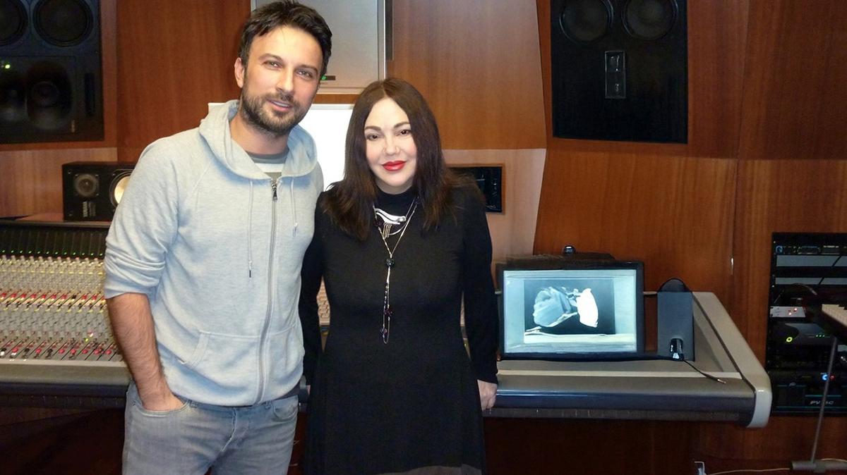 Tarkan ve Nazan ncel yeniden bir arada! Stdyoda balarna gelmeyen kalmad