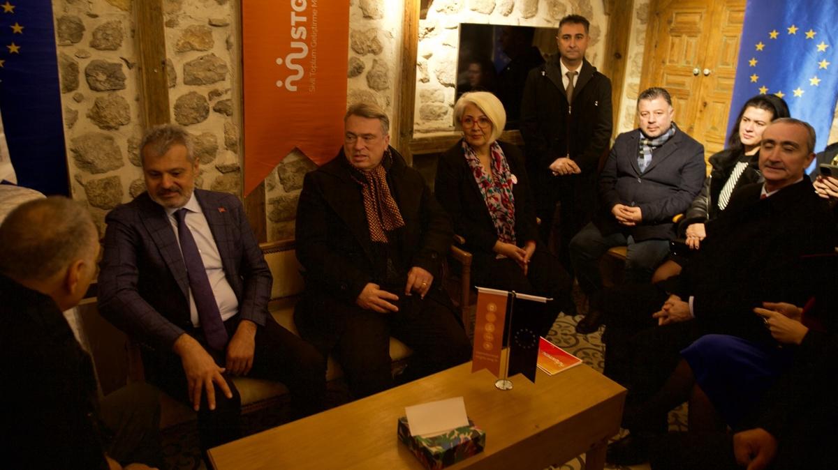 AB Trkiye Delegasyonu Bakan Ossowski'den ibirlii mesaj