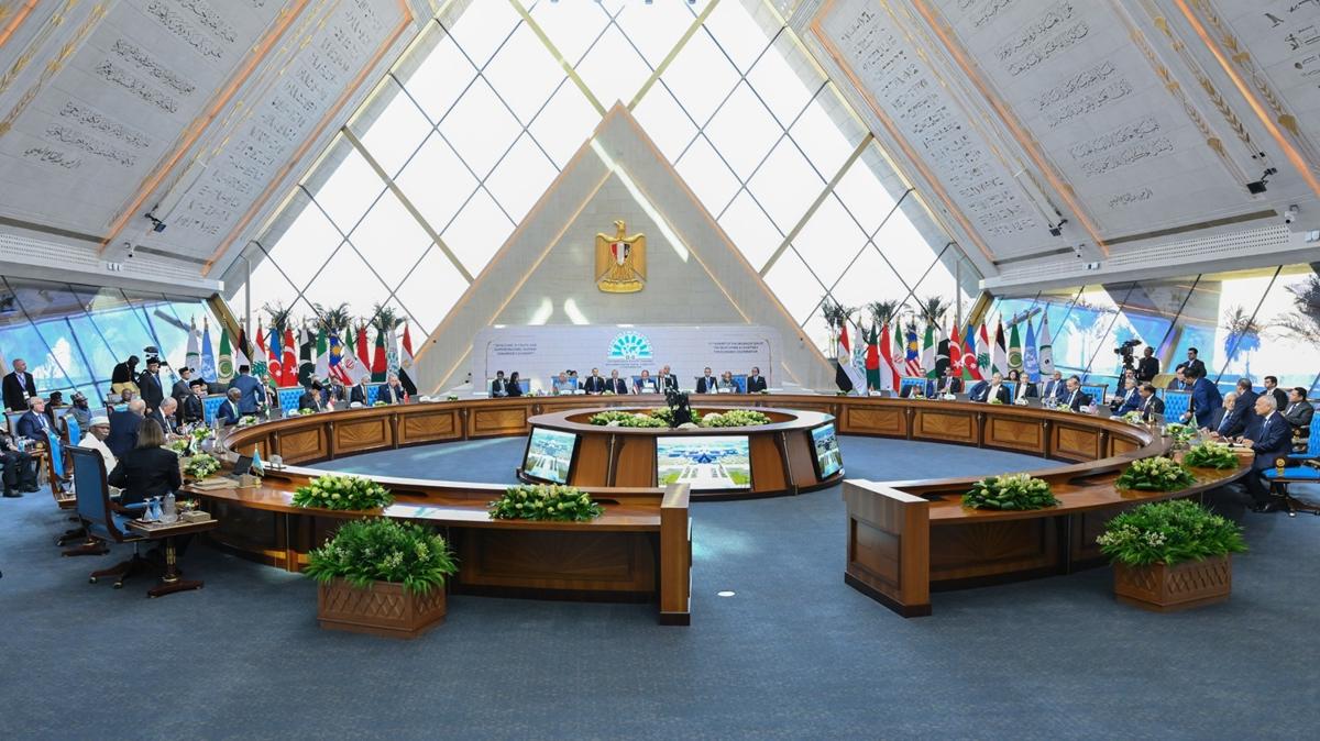 Azerbaycan Cumhurbakan Gelien Sekiz lke slami dayanma fotoraflar resimleri