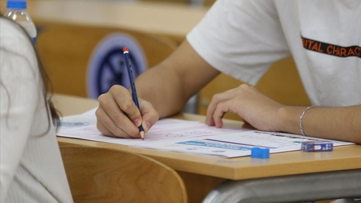 AUZEF final snav giri belgesi nasl alnr" 2024 AUZEF final snav tarihleri ne zaman"
