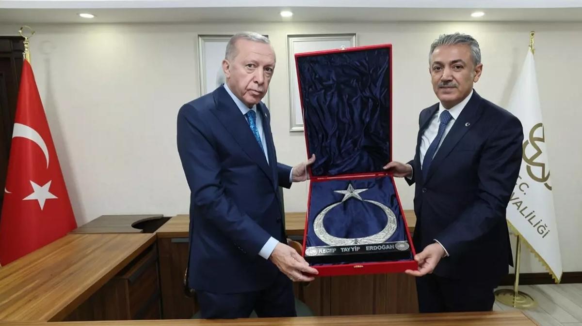 Bakan Erdoan, Mardin Valiliini ziyaret etti