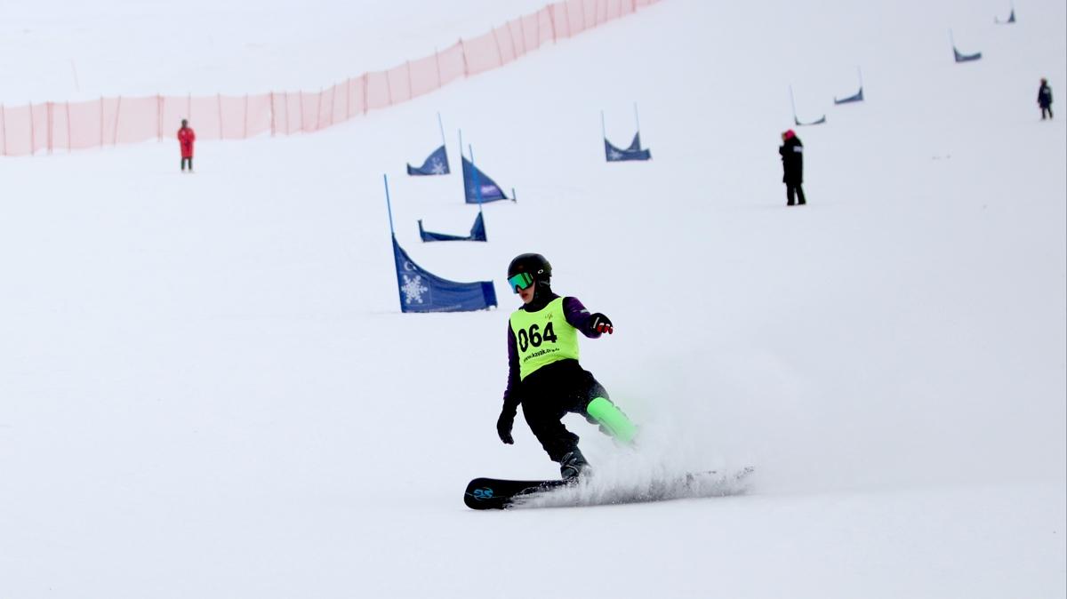 Snowboard Milli Takm Semeleri Erzurum'da balad