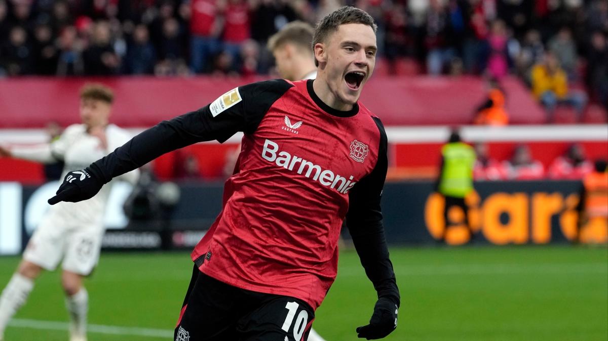 Bayer Leverkusen'den Florian Wirtz aklamas