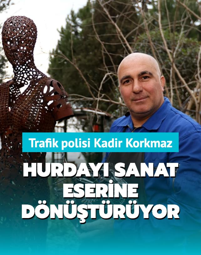 Trafik polisi hurda paralarn sanat eserine dntryor