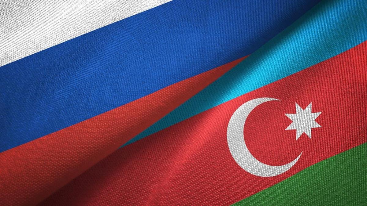 Azerbaycan'dan Rusya karar: Vatandalarn kal sresi 180 gnden 90 gne indirildi