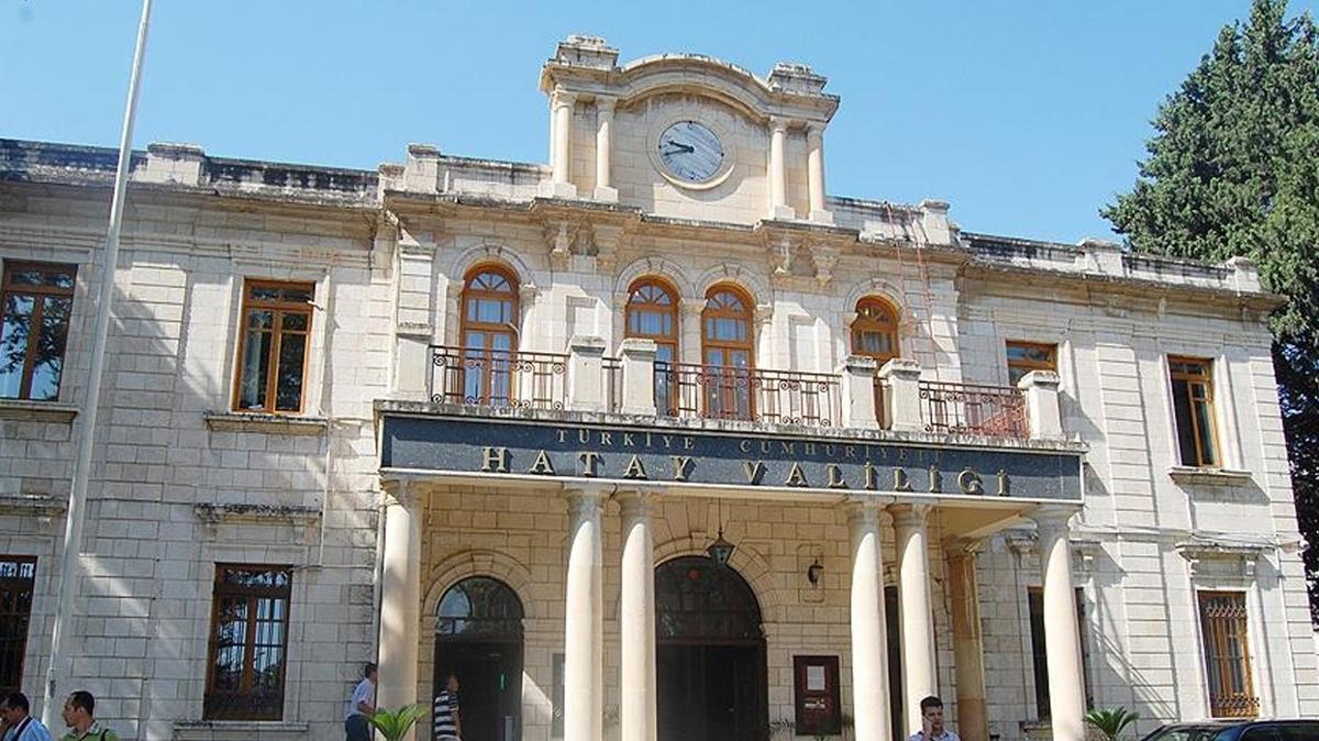 Hatay Valilii bir kadnn evinde silahla gasbedildii iddiasna ilikin aklama yapt