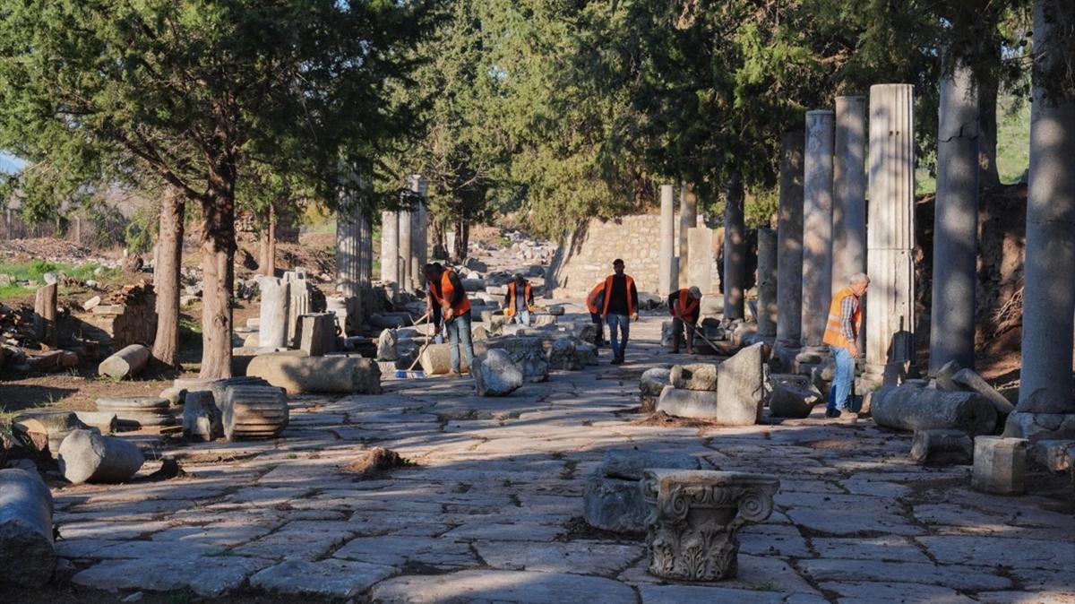 Efes Antik Kenti'nin gezi rotas deiiyor