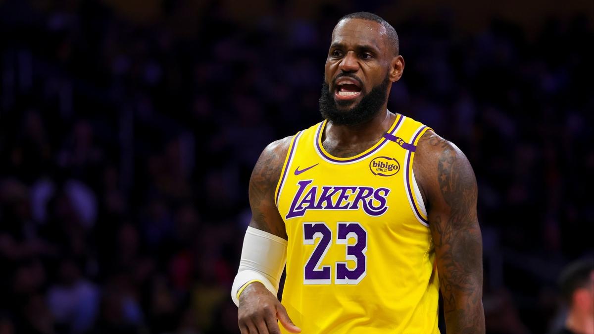 LeBron James'ten emeklilik aklamas
