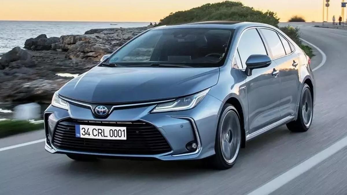 Toyota yeni ylda gemileri yakt: Otomobilin tamamna taksit! stelik Corolla'da indirim...