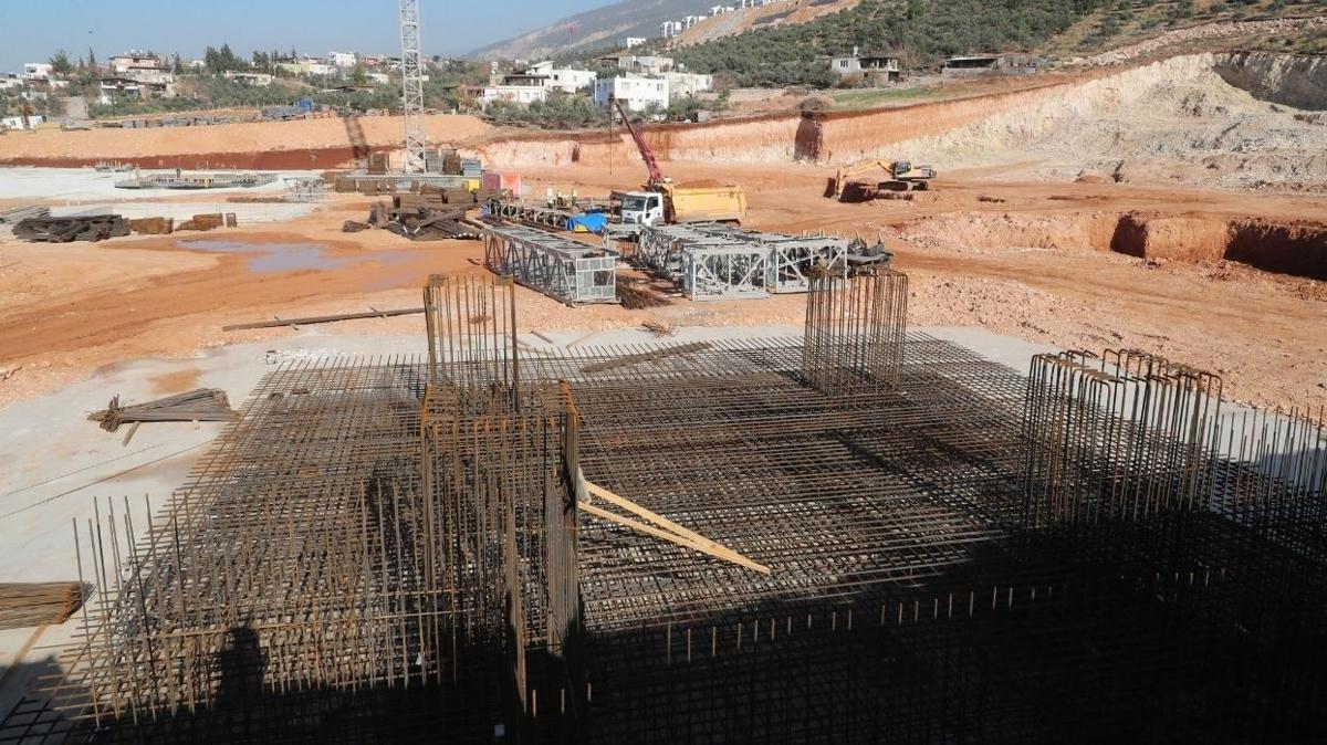 skenderun ve Batman'da devlet hastanelerinin inaatlar sryor