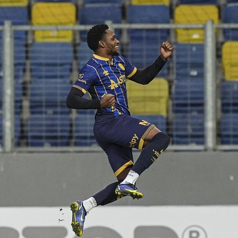 Ankarag�c� 3 puan� 2 golle ald�