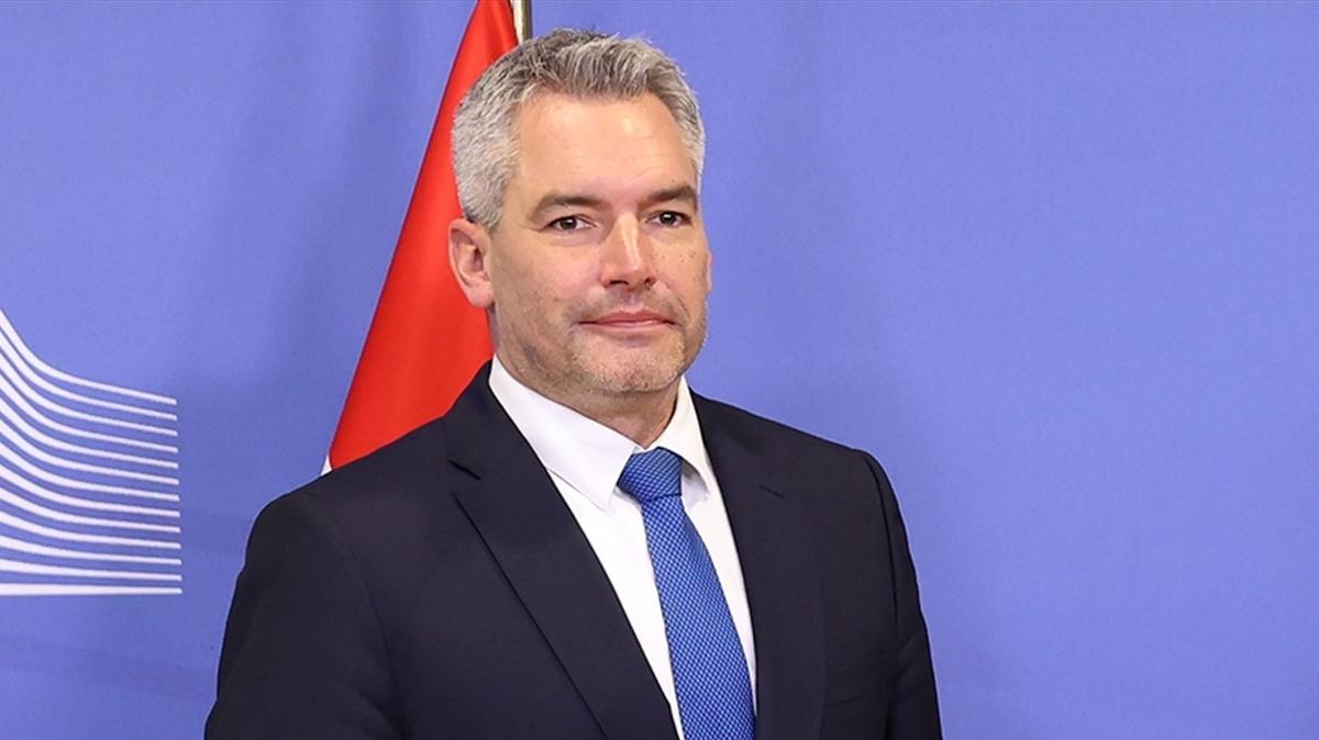 Avusturya Babakan Nehammer istifa karar ald