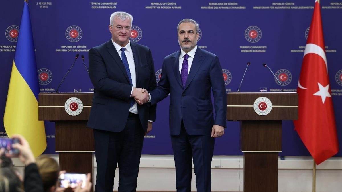 dileri bakanl bakan hakan fidan ukrayna ukrayna dileri bakan hakan fidan fotoraflar resimleri