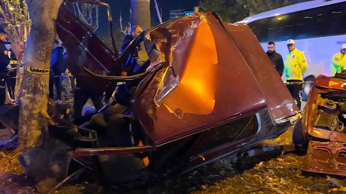 Adana'da araba aaca arpt: l ve yarallar var
