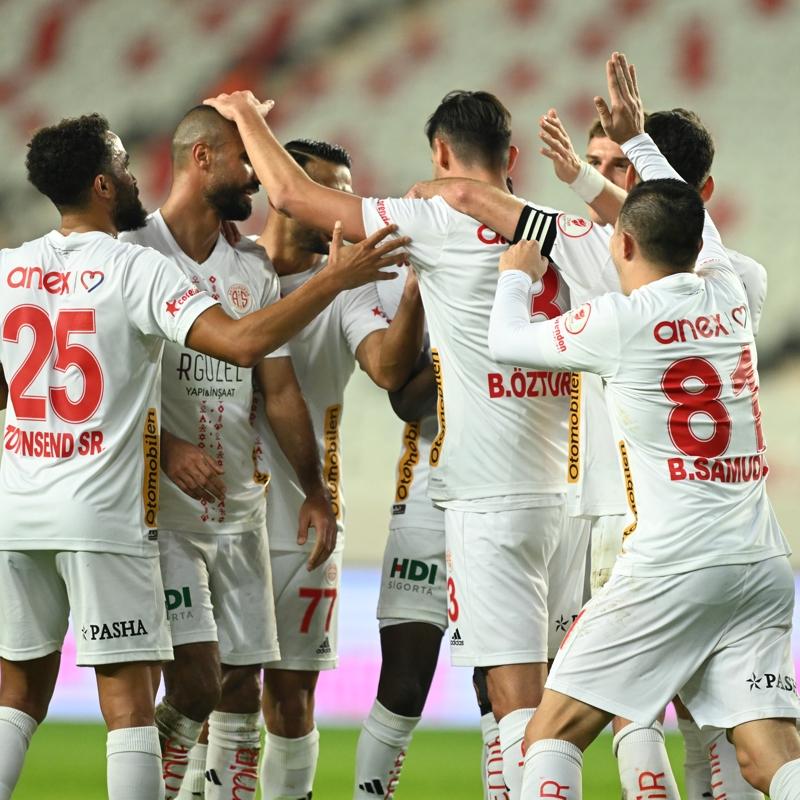 Antalyaspor kupada 3 golle kazand