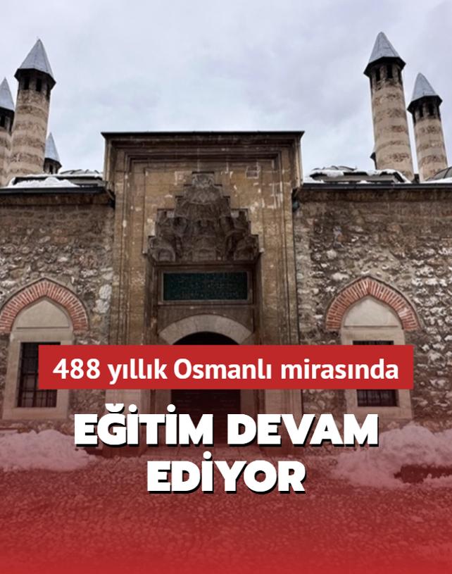 Osmanl miras Gazi Hsrev Bey Medresesi'nde yarm asrdr eitim devam ediyor