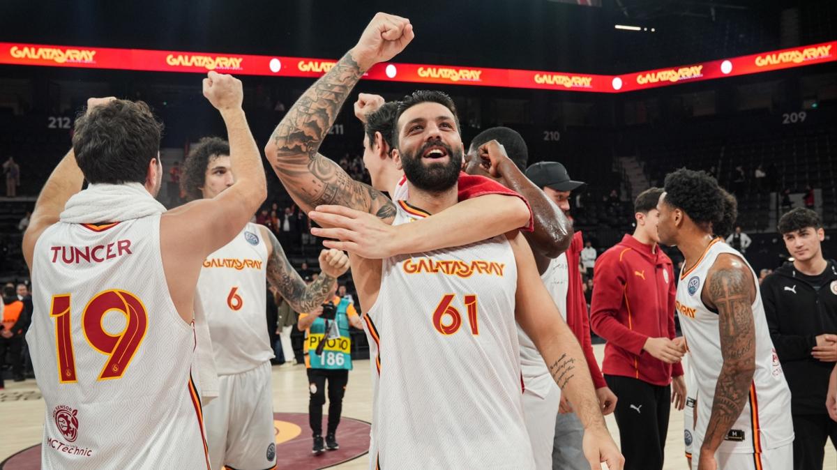 Galatasaray evinde rahat kazand