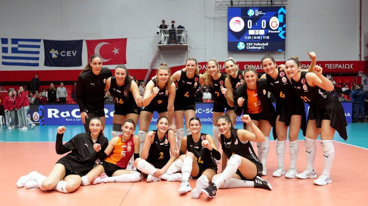 Galatasaray, Yunanistan deplasmannda set vermeden kazand