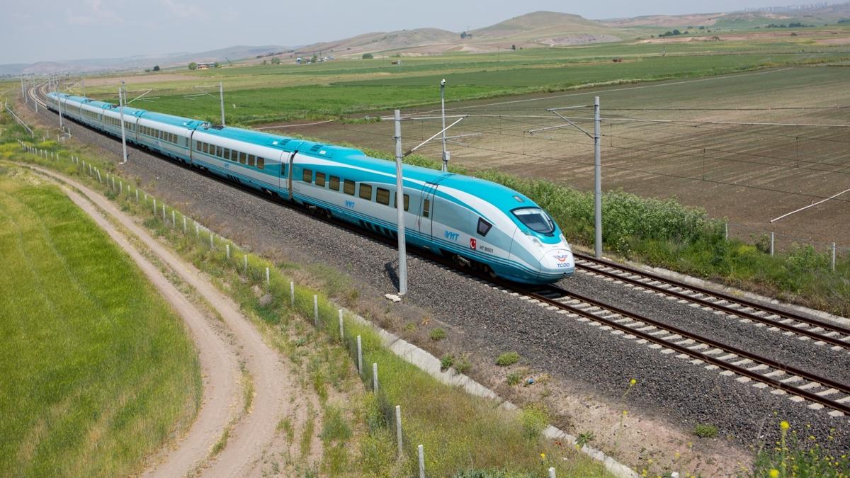 Konya-Karaman Hzl Tren Hatt 3'nc yln kutluyor