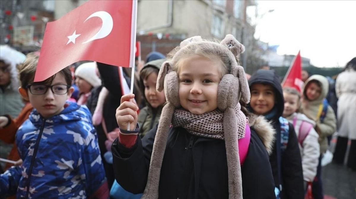 Bakan Tekin: Kz ocuklarnn okuma oran dnya ortalamasnn zerinde seviyeye ulat