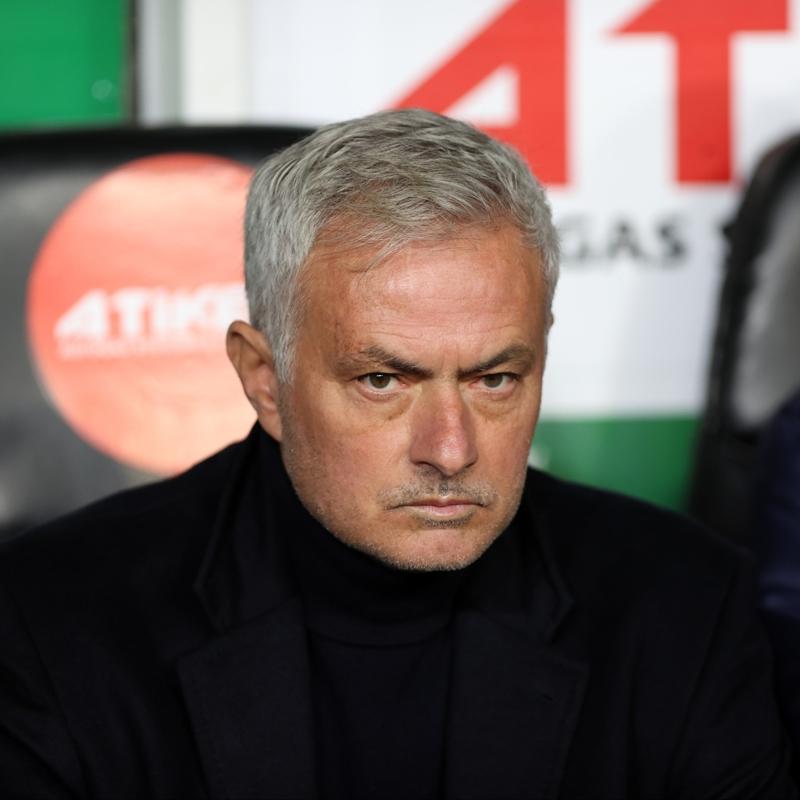 Jose Mourinho: Savamaya devam edeceiz