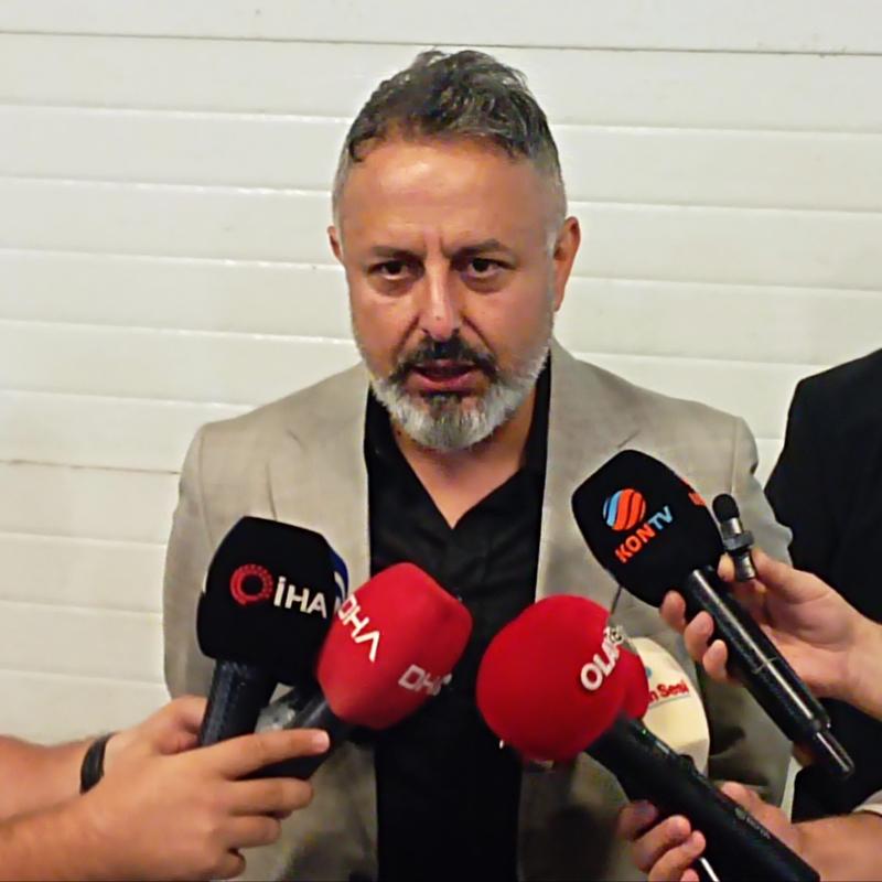 mer Korkmaz: Fenerbahe ve Galatasaray'n i ekimesi...