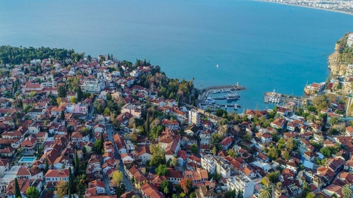 Bakanln eli dedi kendine geldi... "Antalya unutulmutu"