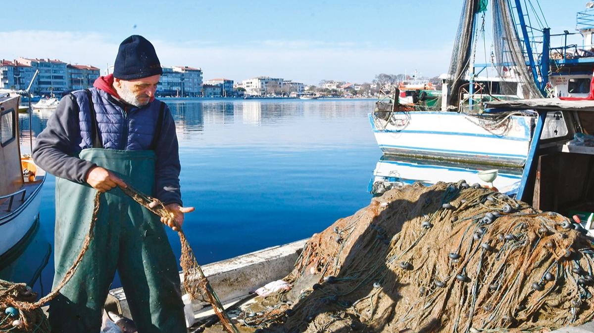 Denizden balk yerine felaket ektiler... Balklar artk avlanamyor