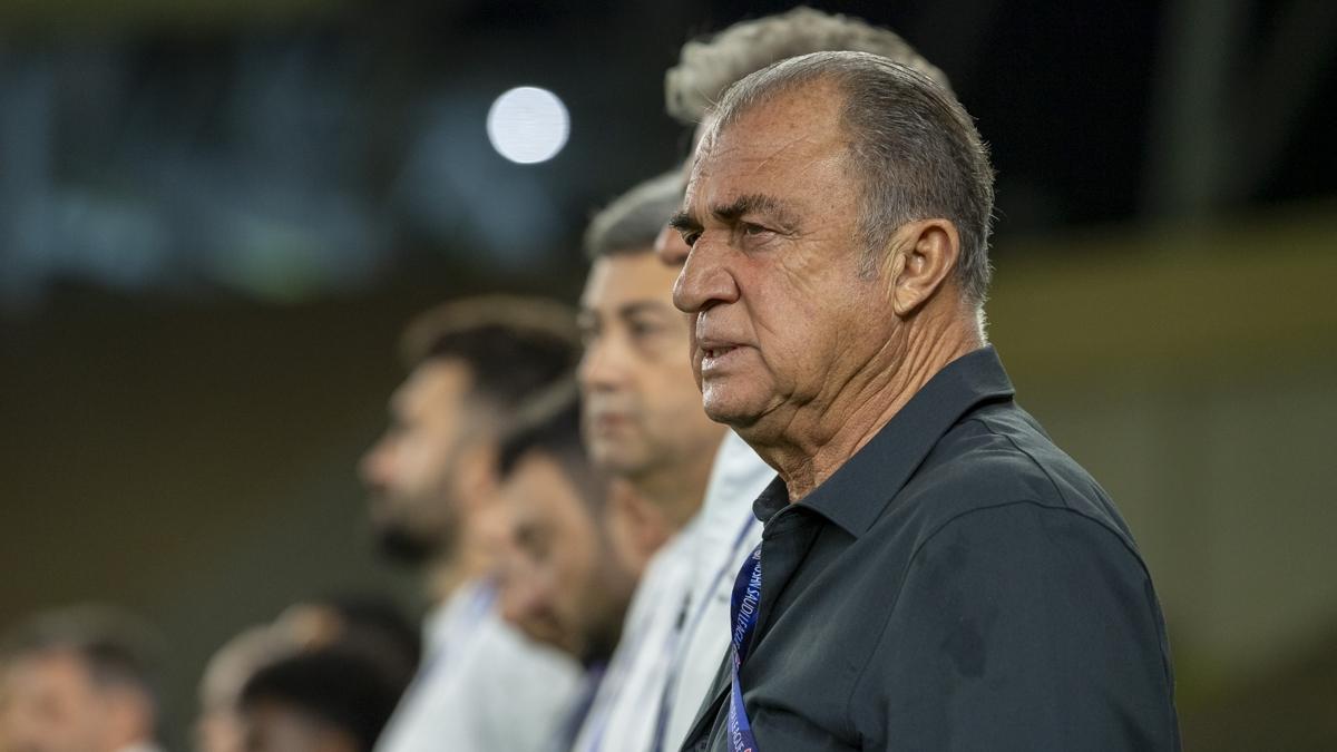 Fatih Terim'in ynetimindeki Al Shabab'da ayrlk